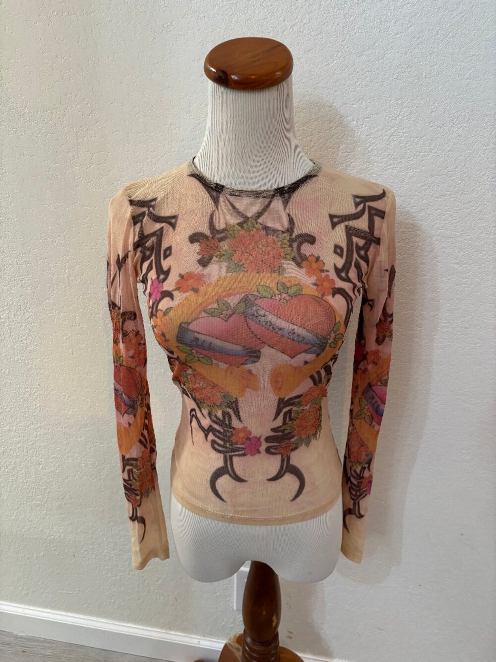 Just In Time - USA Mesh Slightly Sheer Graphic Hearts Layering Top Small New!